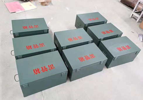 万宁炸药箱和雷管箱一般是怎么存放的？